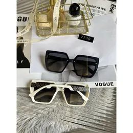 Designer Gucchi Sunglasses Cuccis 2023 Starry Sky Sunglasses Popular on the Net; Same Style Street Photo Glasses Show Small Face; Advanced Sense Sunglasses Girl