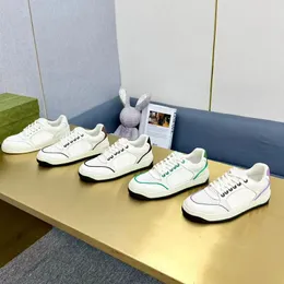 Sapatos de grife sapatos casuais tênis ao ar livre branco linha preta branco linha verde branco vermelho antiderrapante malha de ar permeável