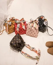 ragazze floreale borsa portamonete moda bambini designer casual sciarpa di seta borse a spalla donna stampa borsa a secchiello bambini arco mini handb9683001