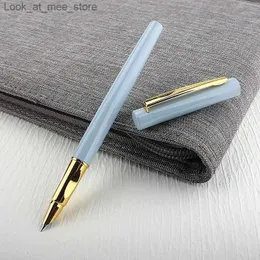 Fontänpennor Fountain Pennor 1 PC Högkvalitativ extra fin 0,38 mm Fountain Pen Full Metal Luxury Penns Caneta Office School Stationery Supplies Q240314