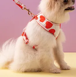 Designer Red Peach Heart Pet Chest Strap Set INS Dog Harnesses Traction Rope Dog Cat Collars Leashes