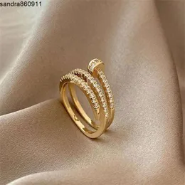 Projektant mody wielowarstwowy pierścień paznokci biżuteria ze stali nierdzewnej Znakomita prawdziwa złota plastowana cyrkon AAA Elegancki damski damski prezent ślubny