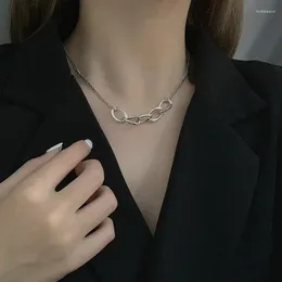 Ciondoli Leouerry 925 Sterling Silver Minimalista Girocolli a catena corta Collane per le donne Elegante clavicola selvaggia 2024