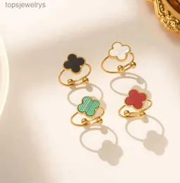 2024 패션 보석 디자이너 밴 정향 밴드 링 클래식 4 Four Leaf Ring Diamond Butterfly Ring Goldy wedding Open Ring Brand Heart Valentines Mo WJGZ