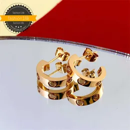 女性用のスタッドクローバーゴールドデザイナーフープイヤリングスタッドレターイヤリングジュエリーボックスセット