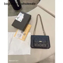 패션 디자이너 핸드백 여성 New Little Wealth Bag Lingge 체인 트렌디 한 다목적 One Shoulder Crossbody Bag