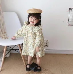 Herbst neuer Stil für Kinder, langärmeliges Baby-Prinzessin-Blumenkleid aus Baumwolle und Hanf im pastoralen Stil3810252