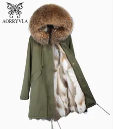 AORRYVLA 2017 Nya vinterkvinnor039s Real Fur Parkas stor tvättbjörn päls krage med foder Long Coat3523520