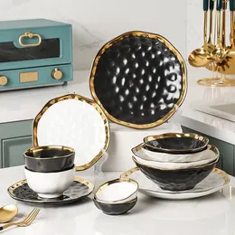 Set di stoviglie Set da tavola in porcellana Piatti e ciotole in ceramica Produzione PVD Commercio all'ingrosso Gold Rim El Tableware