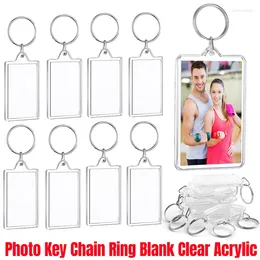 Nyckelringar 1-10st akryl PO-ram Keychain med tofsar Snap-In Anpassad insert tomt nyckel Klar
