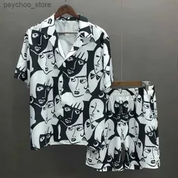 Men's Tracksuits Mens Summer Digital Print Mens Summer Shirt Set Art Portrait Print Mens Set Casual Tracking Clothing Brand Loose Shorts Set Q240314