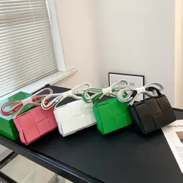 Projektant tkany torba na ramię tofu klasyczne markę małe torby na szklane poduszki szkliskowe dla kobiet mężczyzn mody damskie torby krzyżowe z pudełkiem CSD2403141-25