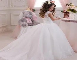 Tulle Flower Girls Dresses for Wedding 2019 New Beading Little Girls Pageantドレスファースト聖体