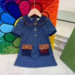 女性のデザイナードレスクラシックレター刺繍TシャツドレススプリングGレタープリント女性用ドレスベルト