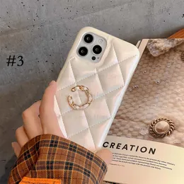 iPhone 15の豪華な電話ケース14 Pro Max Soft Leather、Designer iPhone Case Smooth Leather 13 Plus 12 11 Pro for Women Explenty Grip Shockproof Ultra Slim Cover White