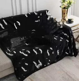 커버 여행 커버 담요 도매 패션 브랜드 Coral Velvet Big Brand Fleece Blanket Sofa 240314