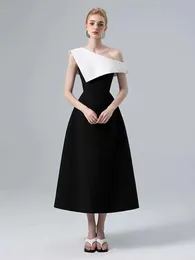 여자 패션 저녁 공식적인 드레스 2024 One Shoulder Contrast 색상 새틴 차 길이 무도회 파티 가운 Robe de Soiree