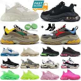 Triple S Homens Mulheres Designer Sapatos Casuais Off White Tan Clear Sole Preto Azul Vermelho Vanille Amarelo Verde Transparente Soles Jogging Caminhadas Caminhadas Air Cushion Sneakers