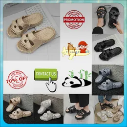 Designer Casual Platform Skeleton Head Funny One Word Drag Hausschuhe Sommer Sliders Männer Frauen Regenbogen Slides Sandalen Sandalen weiche dicke Kissen Wolke GAI