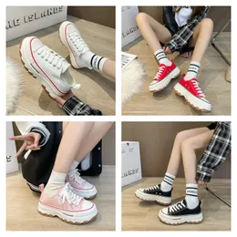 Topp Italien Casual Shoes Reflective Höjd reaktion Sneakers Triple Black White Multi-färg Suede Red Blue Yellow Fluo Tan Luxury Men Women Designer Trainers Gai