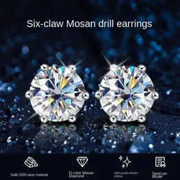 Charm Selling Classic Versatile D-color Moissanite Stud Earrings Womens Lace Six-claw Sterling Silver Aretes De Plata Ley 925 MujerL2403