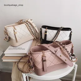 Borse alla moda dei migliori designer Borsa piccola Donna Nuova moda Versatile Msenger Una spalla Ricamato Diamond Lattice Stray