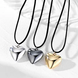 Choker Fashion Simple Big Heart Pendant Necklaces For Women Creative Adjustable Rope Chain Sweater Necklace Female Jewelry