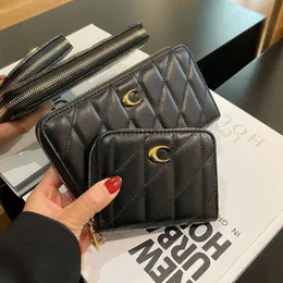 2024 New Wine God Wallet Long Desinger Purse Bag Single Zipper Wallet With Card Holder For Womens Interior Light Luxury Versatile Fashion Handheld Bags