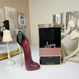 Perfume feminino design famoso fragrância perfume menina saltos blush muito 80ml ouro glorioso fantástico rosa edição de colecionador preto vermelho de longa duração encantador spray