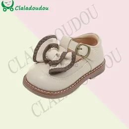 Primeiros caminhantes meninas sapatos claladoudou coreano sapatos de couro simples vestido para meninas princesa sapatos de fita larga 240315