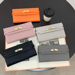 Plånböcker 2024 Fashion Women's Wallet med Lychee Mönster och låsspänne Lång lyxig kohud med fast färgkortshållare myntväska
