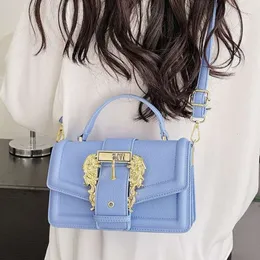 Новая красивая женская сумка, роскошная, маленькая и роскошная женская сумка с цепочкой под мышками