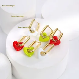 Kształt studiów lekki luksusowy kontrast kolor uszy klamra zimny wiatr sens senior francuskie niszowe kolczyki projektowe koreańskie bibeloty 2024 Projektowanie kolczyków prezent biżuterii