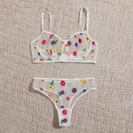 BHs setzt Frauen mit Dessous florale Stickereien transparent verstellbarer Riemchen -BH und Slip Set Ultradünn durch durch erotisches Kostüm