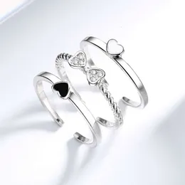 Dört yapraklı yonca yüzüğü, kadın en iyi arkadaş üçü birleştirilebilir, çıkarılabilir, internette popüler, çok yönlü ve aynı stil işaret parmağı ile modaya uygun olabilir