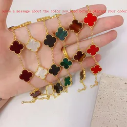 33 Colors Designer Bracelets Bracelet المكونة من أربع أوراق للنساء للنساء كلاسيكيات Bangle Bangle Gold Plated Suesex Gifts Wedding Modelry Massion Jewelry