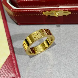 Pierścień miłości 5,5 mm złota platowana 18K T0P Jakość dla kobiety projektantka Para Pierścień Rozmiar 6789 dla mężczyzny najwyższa liczba luksusowych marki Prezentacja Premium Prezenty 008