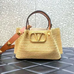 Gold Vlogo Raffias Beach Shop Designer Tote Bag Grande Viagem Bolsa de Luxo com Bolsa Mãe Ombro Weave Bags Rebite Womens Mens Palha Crossbody Clutch Duffle Bag