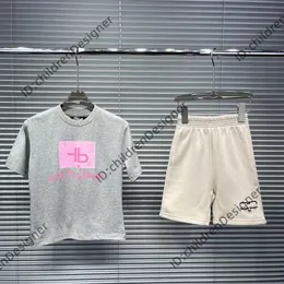 2pics crianças designer roupas de bebê conjunto criança conjuntos camiseta para crianças roupas menino menina fatos de treino de manga curta ternos top verão letras coloridas