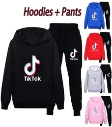 Yeni Moda Kadın Erkek Kıyafetler Tik Tok Baskılı Hoodies Pantolon Set Gündelik kapüşonlu sweatshirt takım elbise Erkek ve F5711041 için uygun eşofman