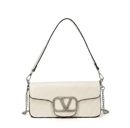 Lyxdesigner axelpåsar mode diamant v bokstav crossbody väska plånbok vintage damer fast färg pu läder handväska design axelväska dropshipping156411