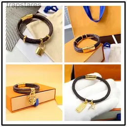 Designer pulseira de couro para homens mulheres marca luxo jóias ouro bloqueio pulseiras pingente tigre feminino 17cm 19cm 21cm x1qr