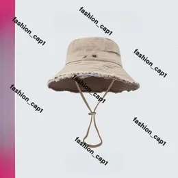 Jaquemes Hut Designer Hut Männer Frauen Eimer Casquette Bob Wide Brim Hat Sun Prevent Bonnet Beanie Baseball Cap Outdoor Jacquemues Bucket Hat Jacquemuus Jacqumus 950