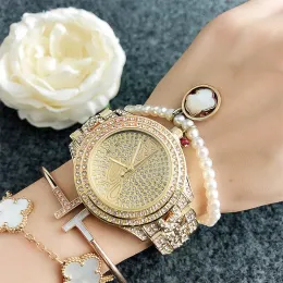 Gue 2024 Guss En İyi Tasarım Kadınlar Yüksek kaliteli çelik bilezik zinciri lüks seksi kare kadran yüzü Lady Wristwatch Nobel Kadın Kuvars Güzel Damla Nakliye