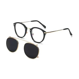 Novo designer de óculos de sol para mulheres e homens metal dois em um feminino com miopia dupla finalidade conjunto de lentes planas óculos de sol condução ao ar livre