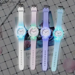 Outros relógios bonitos dos desenhos animados crianças flash luz crianças quartzo sile cinta casual luminoso meninos meninas relógio presente reloj infantil y240316