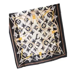 High End Classic Letter Pattern Designer Shawl Scarves Twilly Black and White Silk Scarf Bekväm Touch Senior Fashion Silk Luxe Fashion Handhands -väskor 180*90