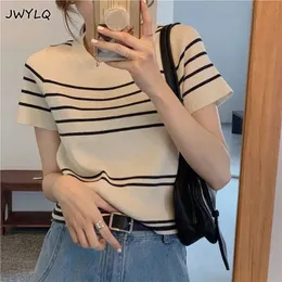 Estate Plus Size 3XL Stripe manica corta maglioni lavorati a maglia coreano allentato Oneck Streetwear maglione pullover semplice abbigliamento donna 240304