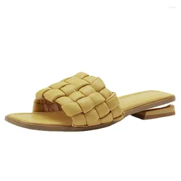 Casual Shoes Storlek 33-40 Kvinnor Sandaler Låga klackar Summer Öppna tå Mules Sandalias Chunky Heel Slippers Home Ladies Slides