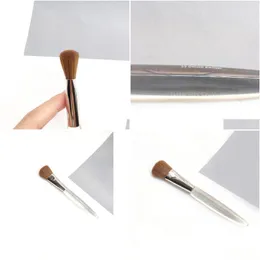 Pennelli per trucco Trish Mcevoy Brush 55 Deluxe Blender Foundation - Anche crema per la pelle Miscelazione liquida Drop Delivery Strumenti di bellezza per la salute Acc Dhy6X